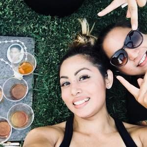 Meet your Posher, Shara mae